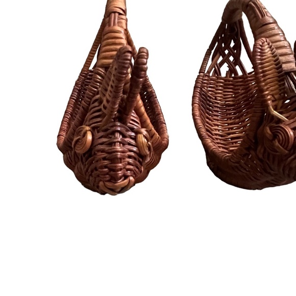 Set Of 2 Vintage Mini Bunny Basket Wicker Rattan With Handle - Picture 7 of 7